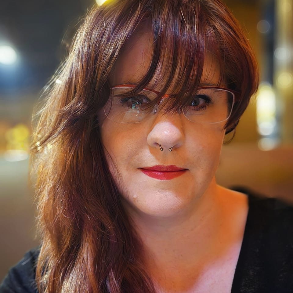 Snuggle String Imaginations Owner