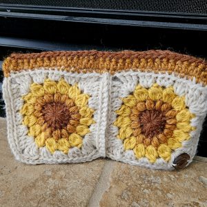 Cream Crocheted Sunflower Wallet