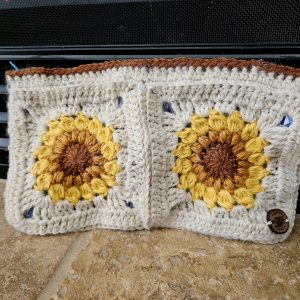 Cream Crocheted Sunflower Clutch