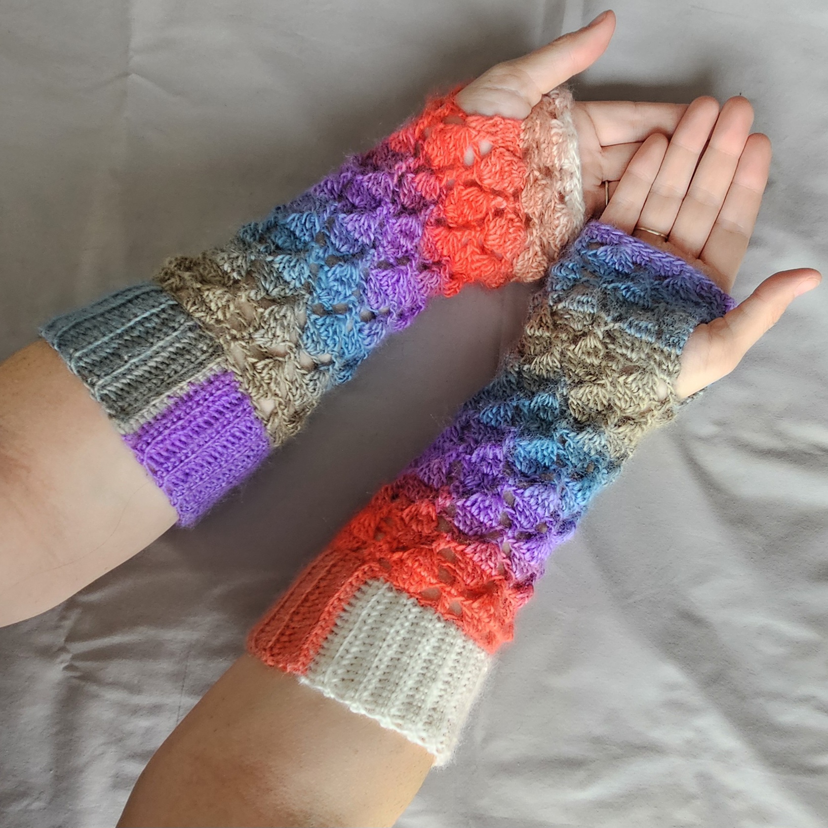 Hands of Ciozath - M - Image 7