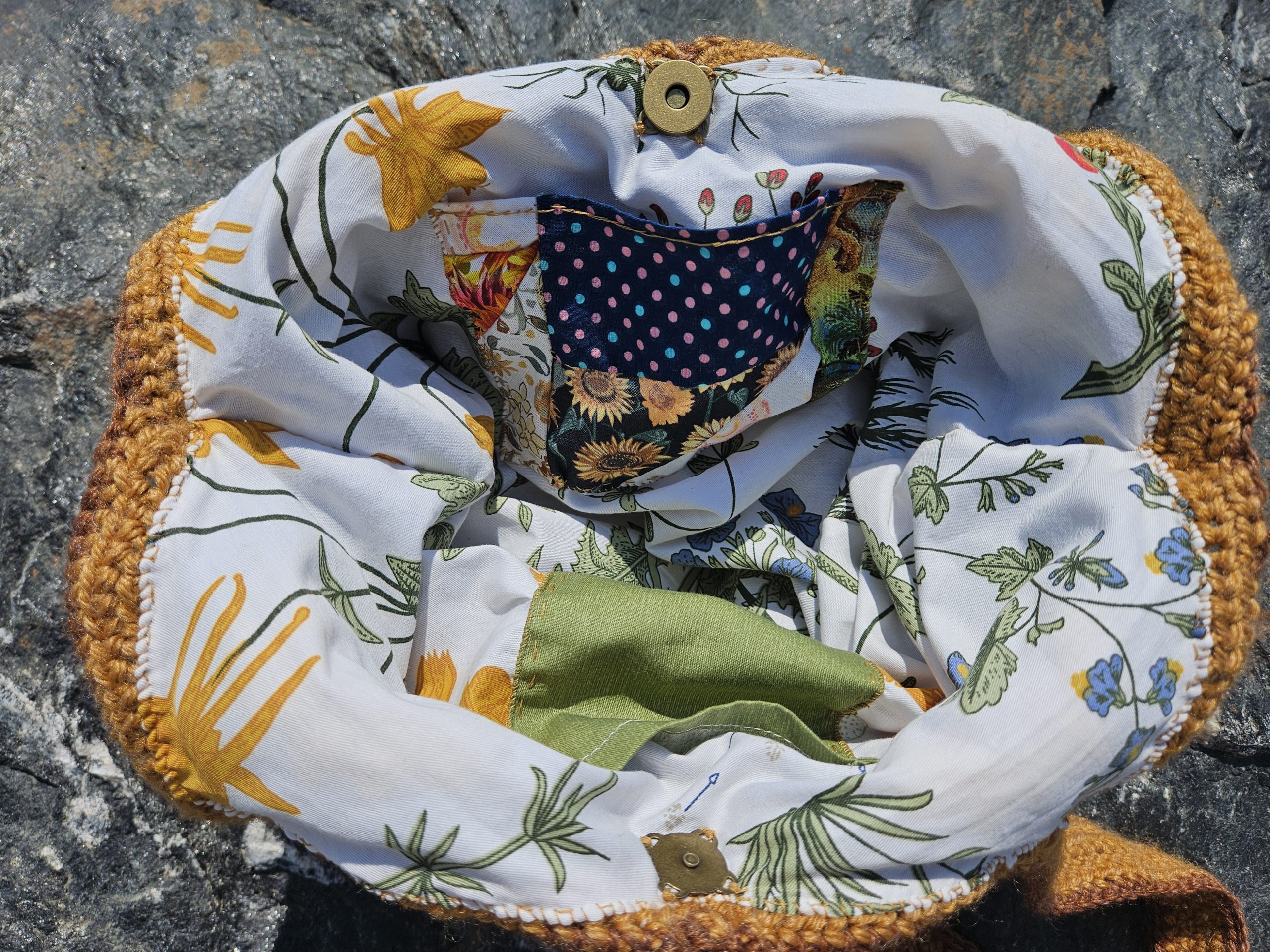 Large Crocheted Sunflower Bag - Image 3