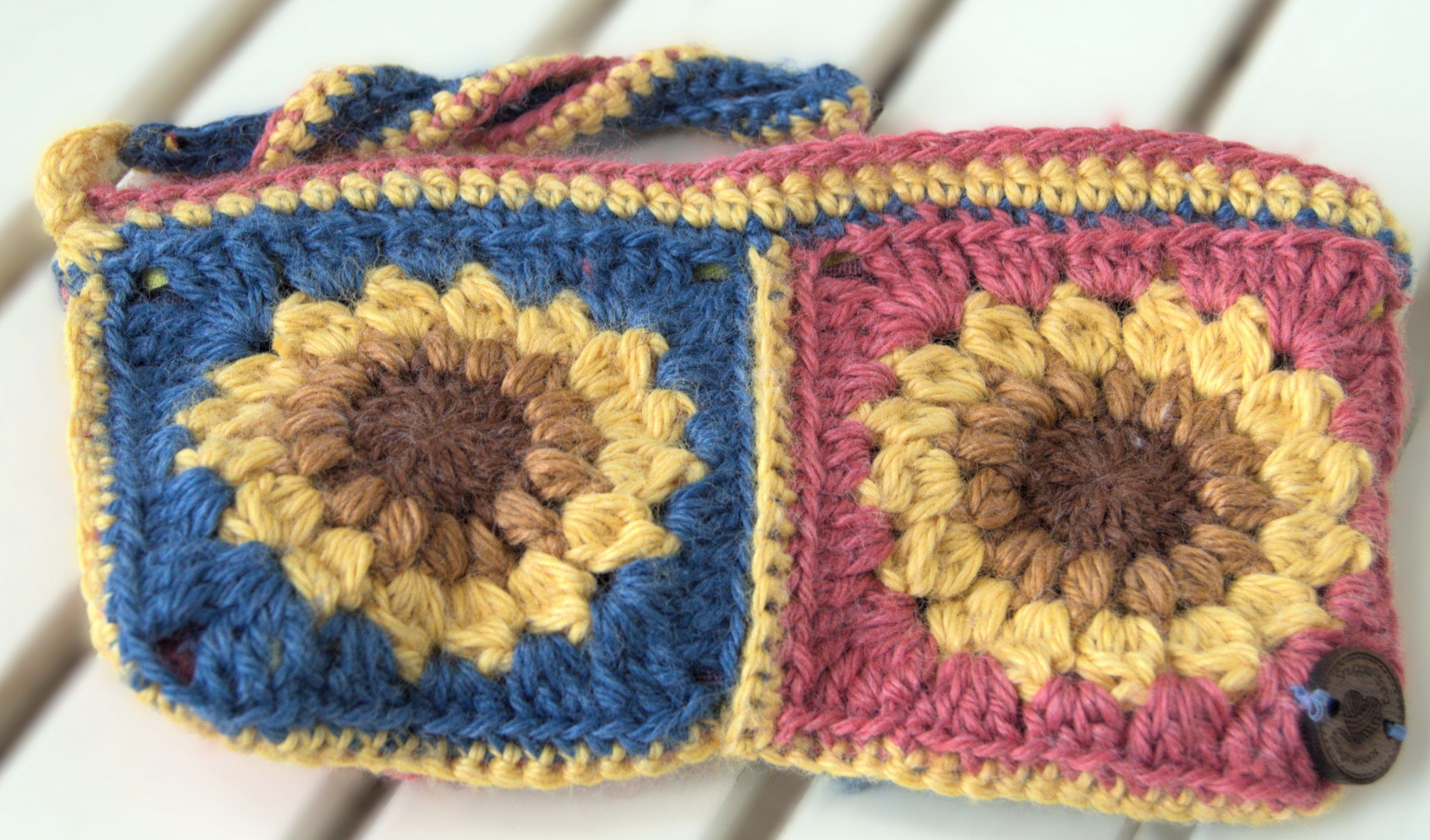 Pan Crocheted Sunflower Wallet - Image 2