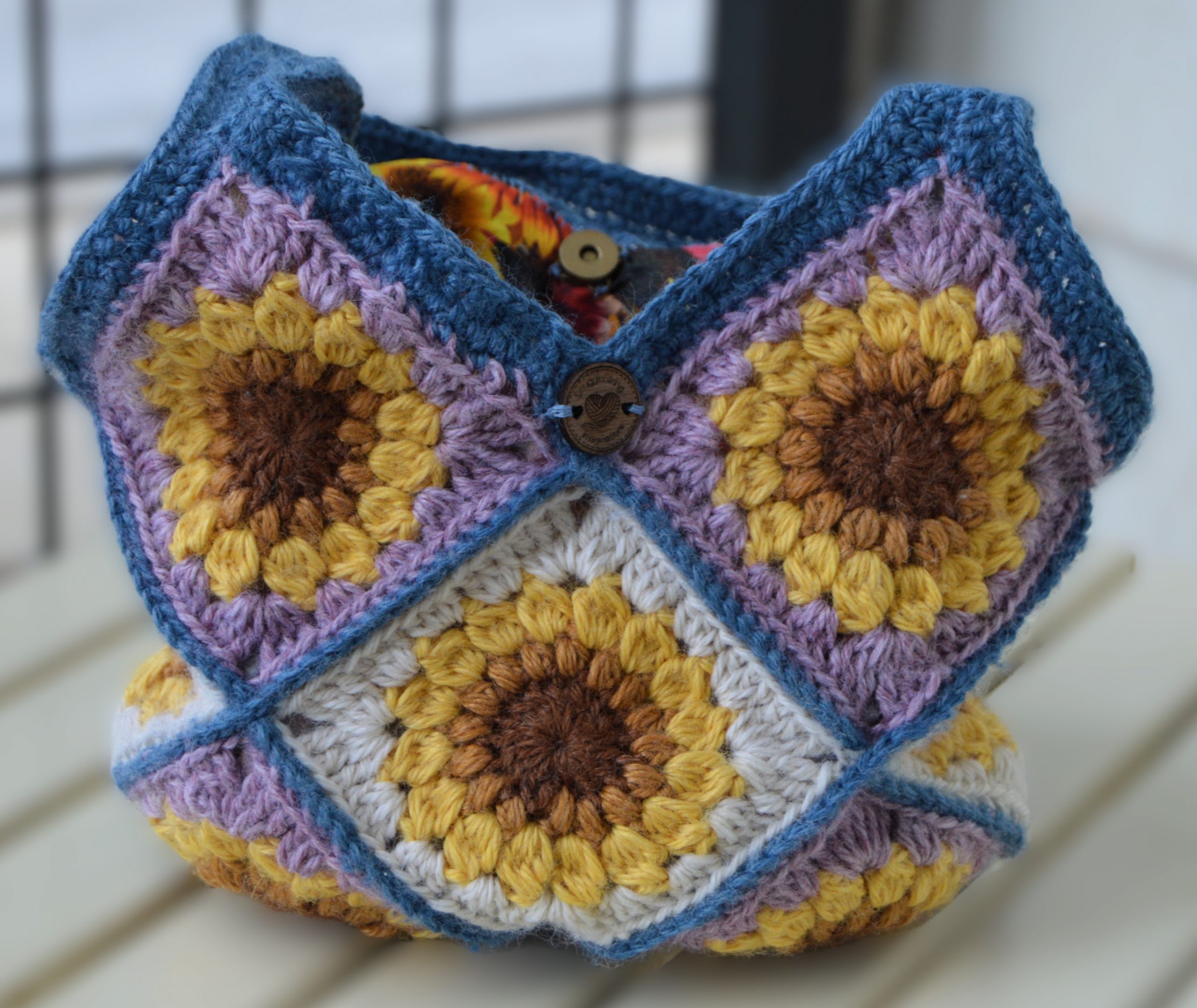 Crocheted Trans Sunflower Bag - Image 6